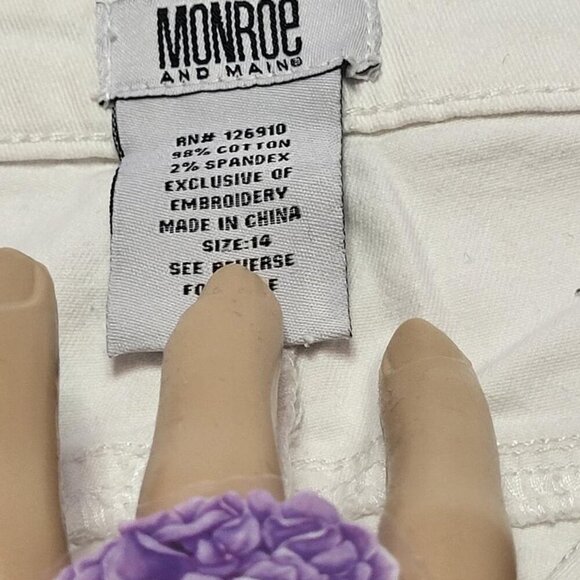 Monroe & Mains, Women's White pants, Not Worn, Size14 - Picture 4 of 7